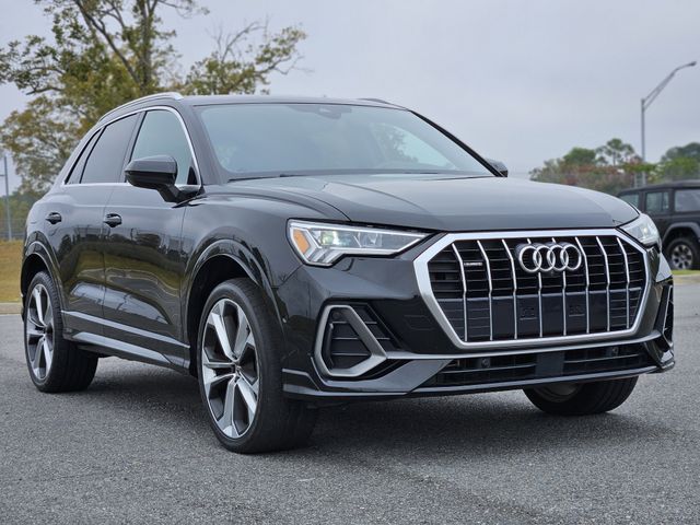 2020 Audi Q3 S Line Prestige's photo