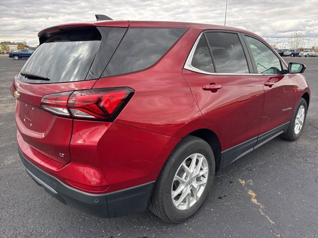 2024 Chevrolet Equinox LT photo 4