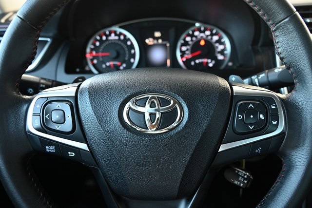 2017 Toyota Camry LE photo 13