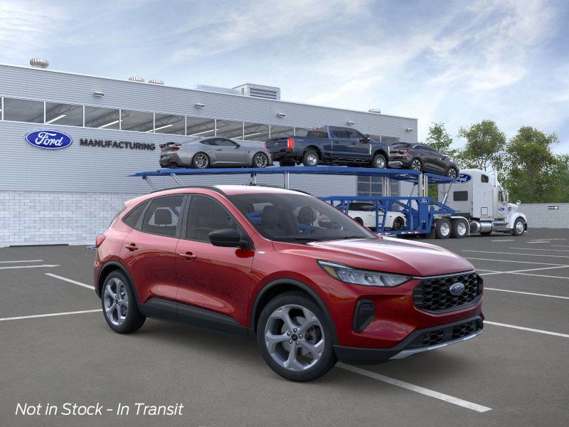 2026 Ford Escape ST-Line photo 2