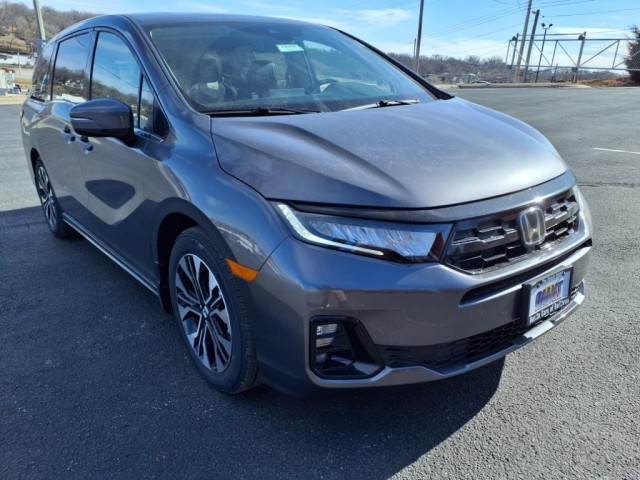 2025 Honda Odyssey Elite photo 3