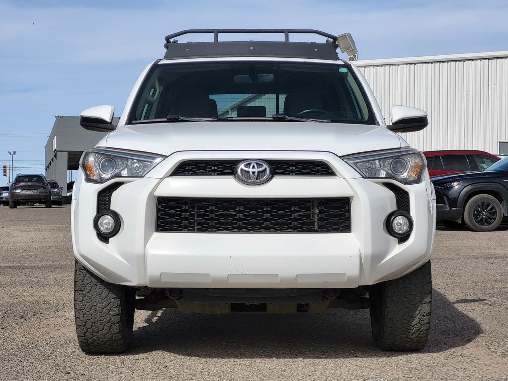 2014 Toyota 4Runner SR5 photo 2