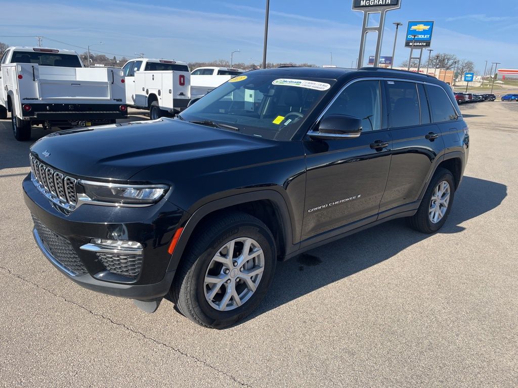 2023 Jeep Grand Cherokee Limited photo 7