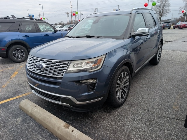 2018 Ford Explorer Platinum's photo