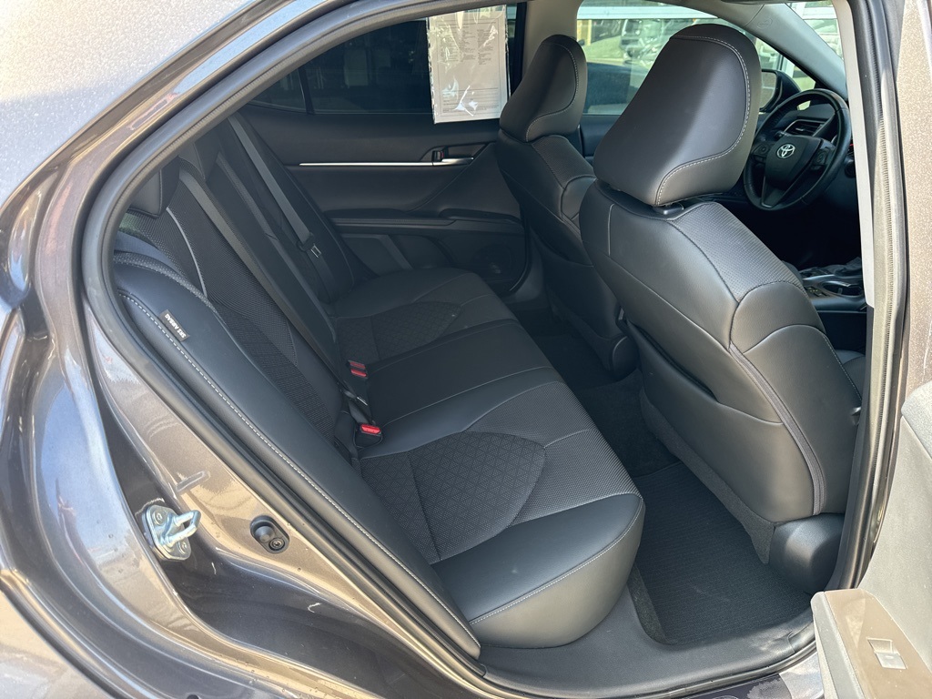 2023 Toyota Camry XSE V6 photo 18