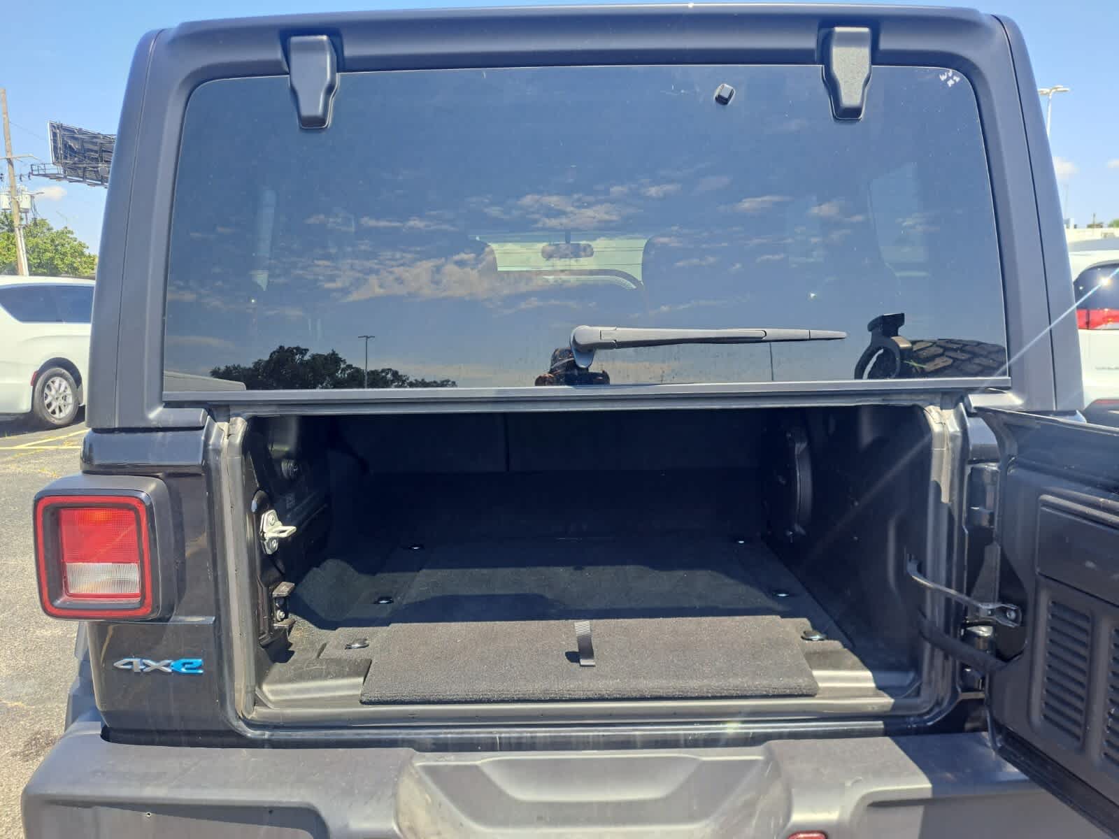 2023 Jeep Wrangler 4xe Willys photo 23