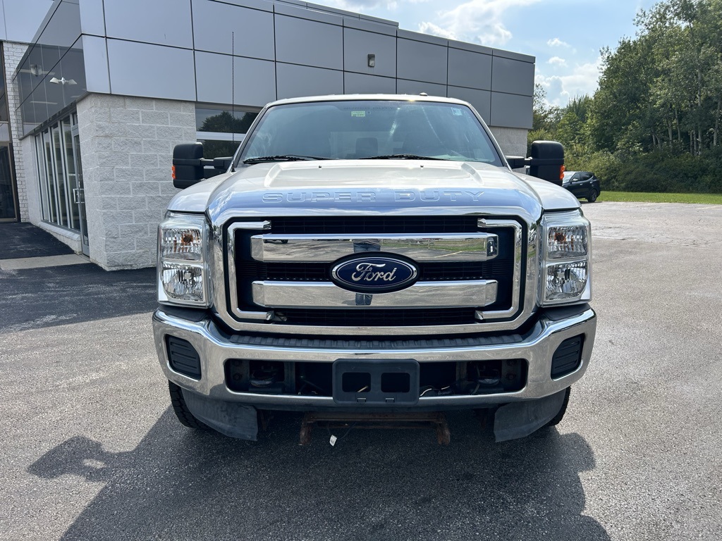 2016 Ford F-250 XLT photo 2