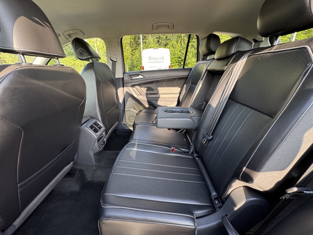 2024 Volkswagen Tiguan SE Wolfsburg Edition photo 18