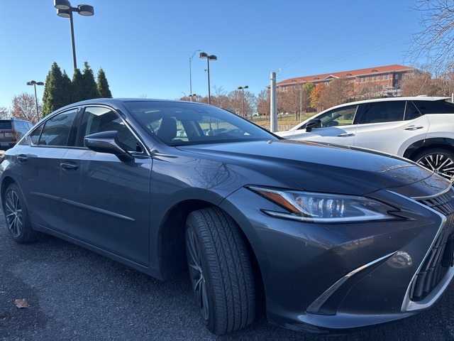 2023 Lexus ES 350 photo 3