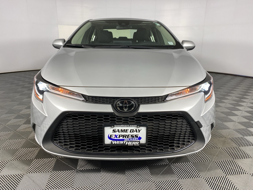 2022 Toyota Corolla LE photo 12