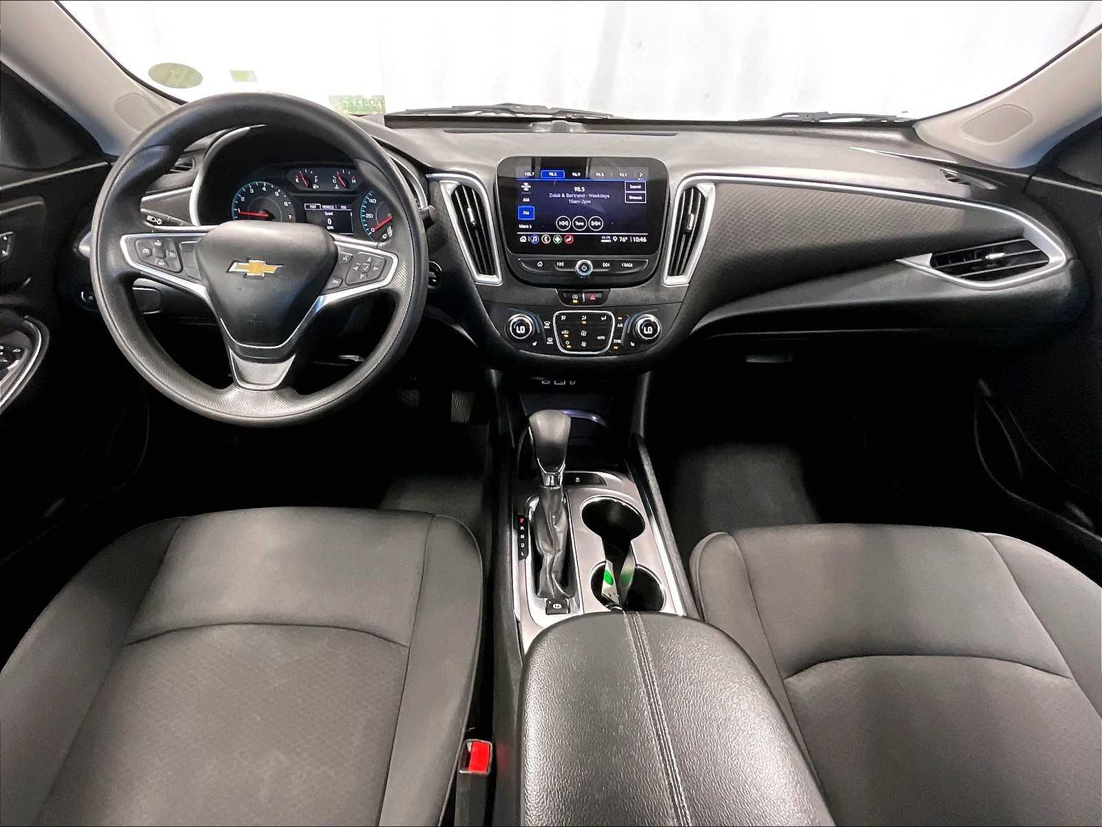 2022 Chevrolet Malibu 1LT photo 19