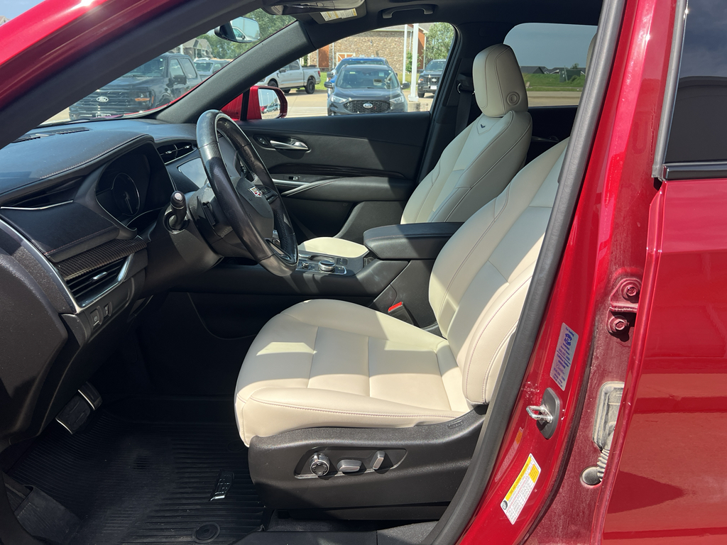 2019 Cadillac XT4 Sport photo 19