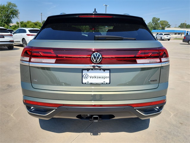 2026 Volkswagen Atlas Cross Sport SE Technology photo 2