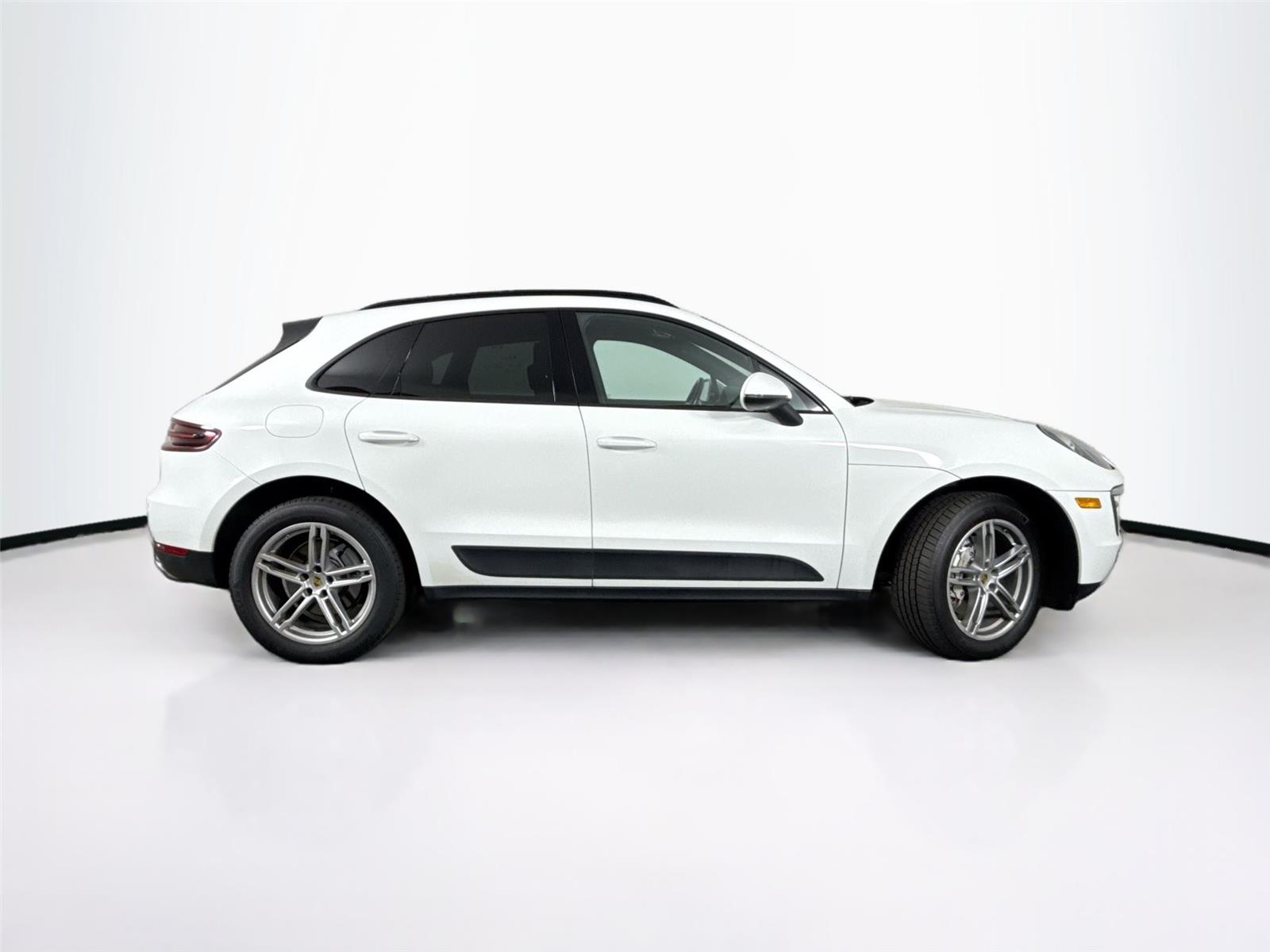 2015 Porsche Macan S photo 5