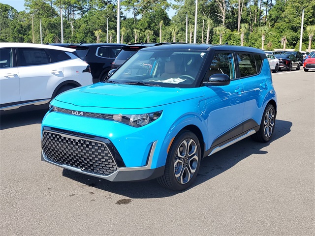 2025 Kia Soul EX photo 2