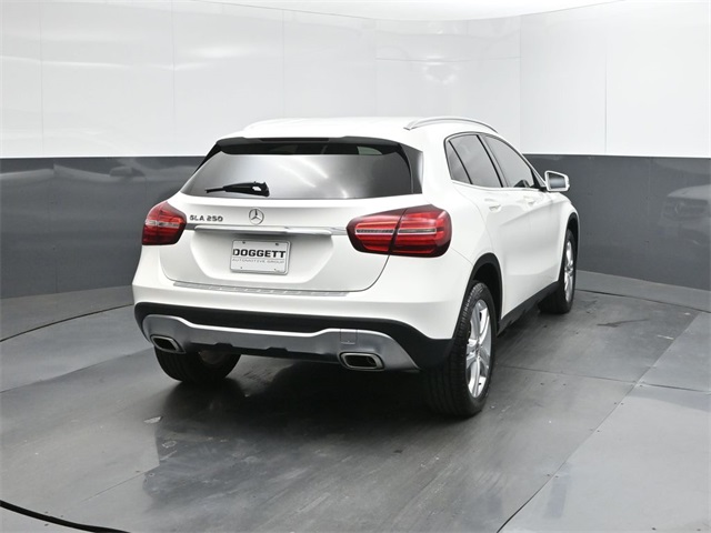 2019 Mercedes Benz GLA 250 photo 7