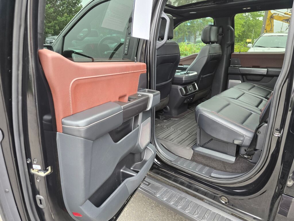 2021 Ford F-150 Lariat photo 13