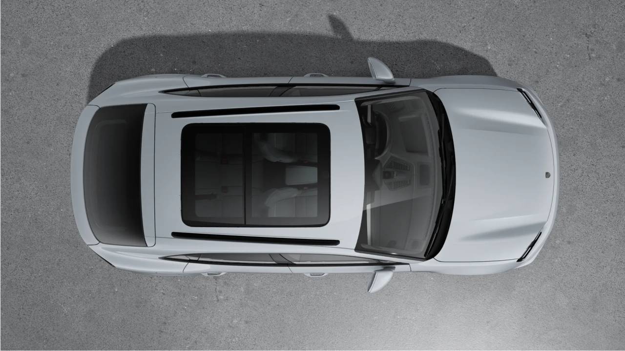 2025 Porsche Macan Turbo Electric photo 5