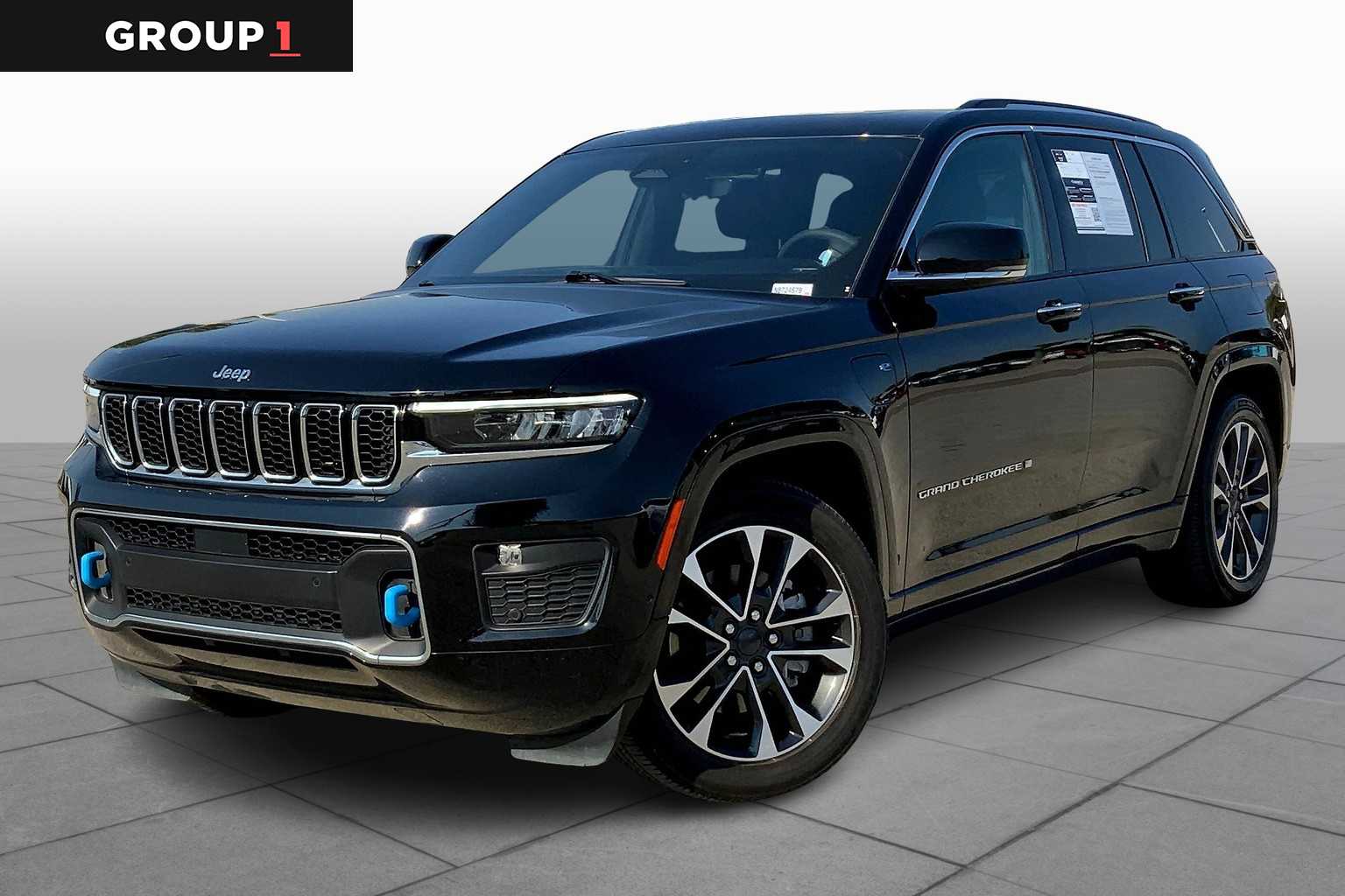 2022 Jeep Grand Cherokee Overland 4xe's photo