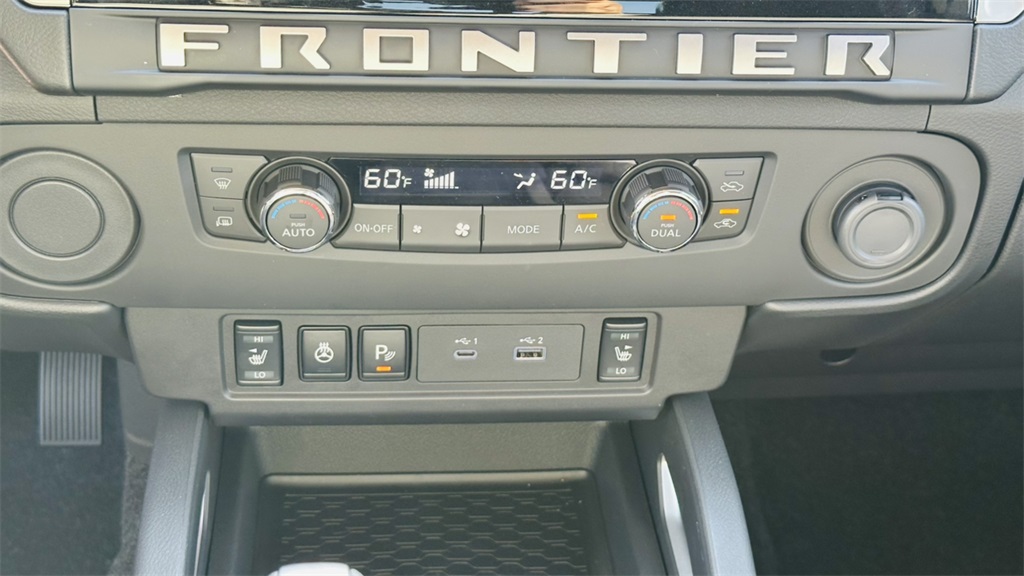 2025 Nissan Frontier King Cab SV photo 23