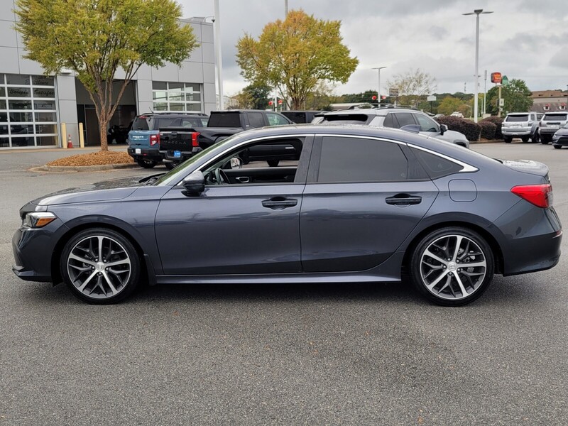 2024 Honda Civic Touring photo 3