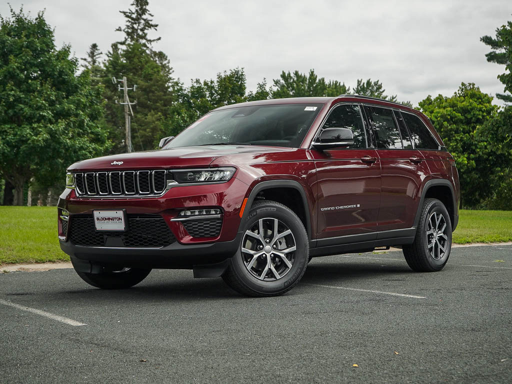 2025 Jeep Grand Cherokee Limited's photo