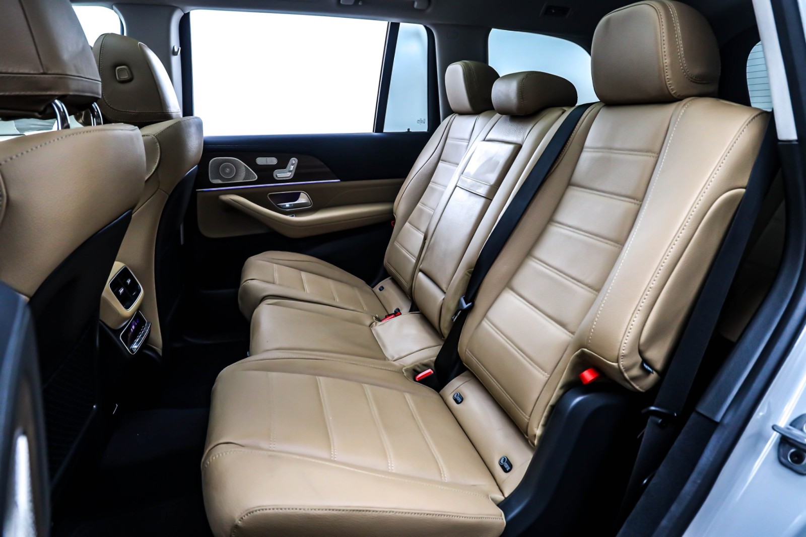 New 2025 MercedesBenz GLS GLS 580 SUV in Newport Beach S010036