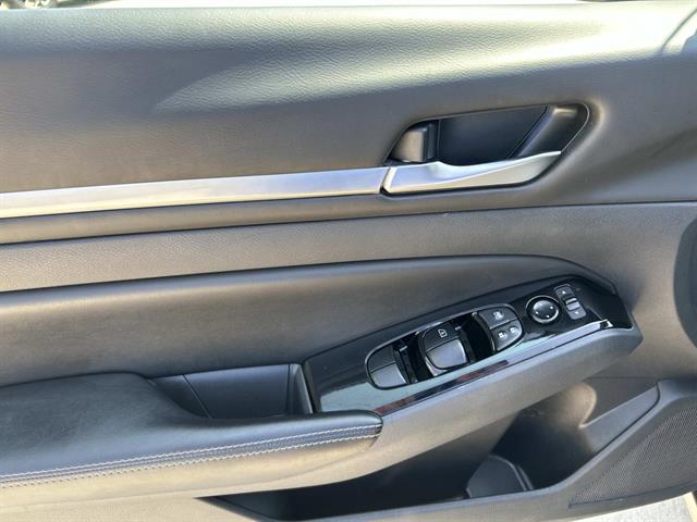 2023 Nissan Altima 2.5 SV photo 24