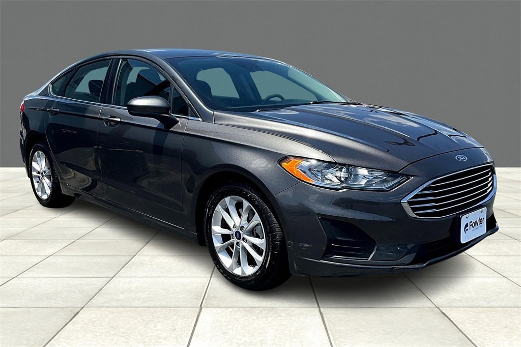 2020 Ford Fusion Hybrid SE photo 12