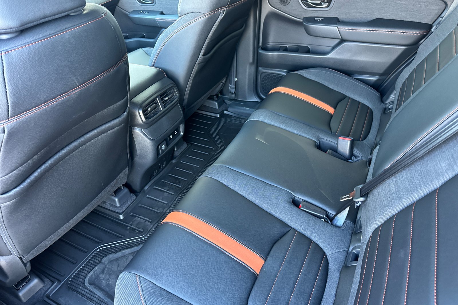 2026 Honda Passport TrailSport photo 11