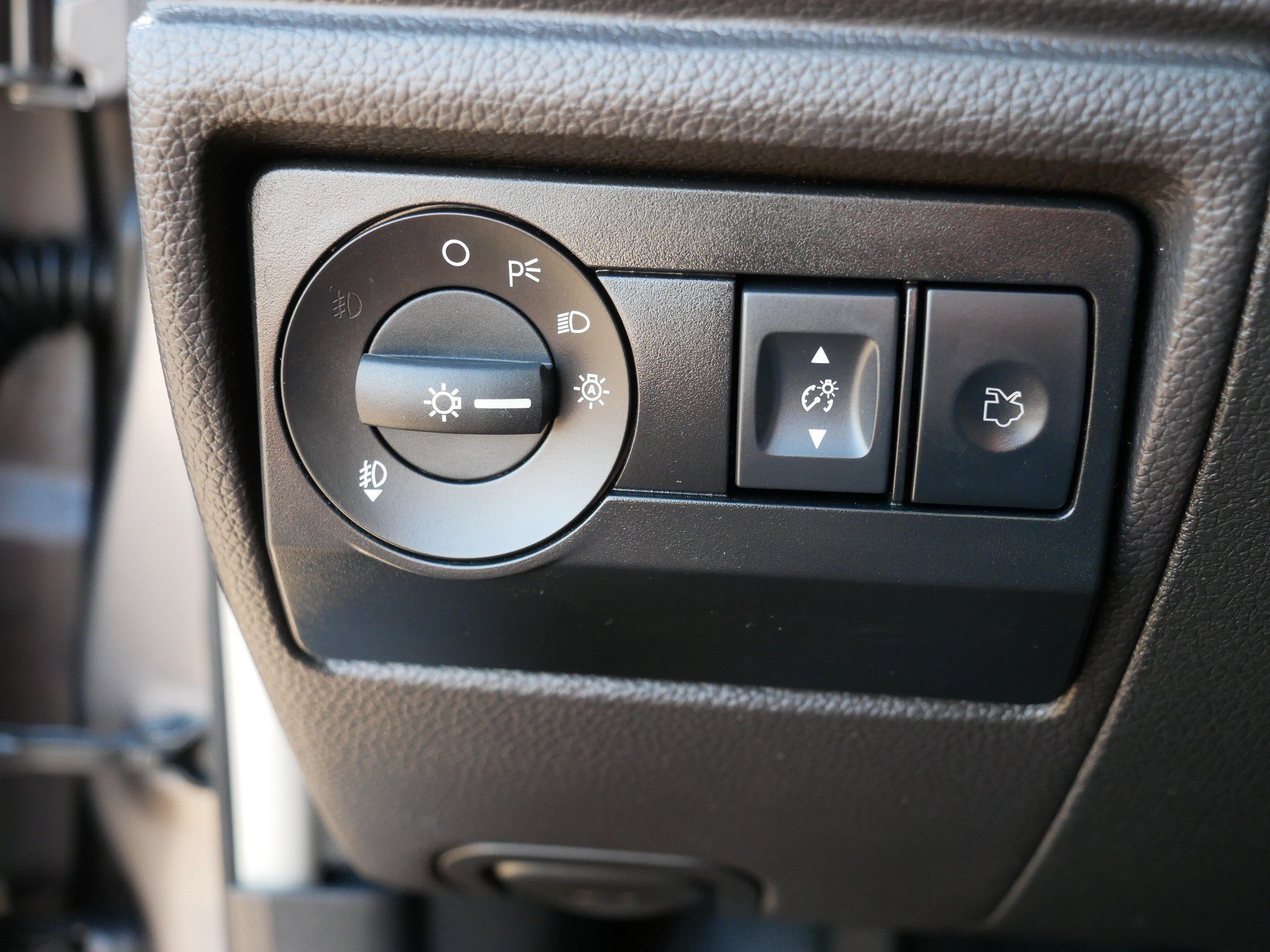 2012 Ford Fusion SEL photo 25
