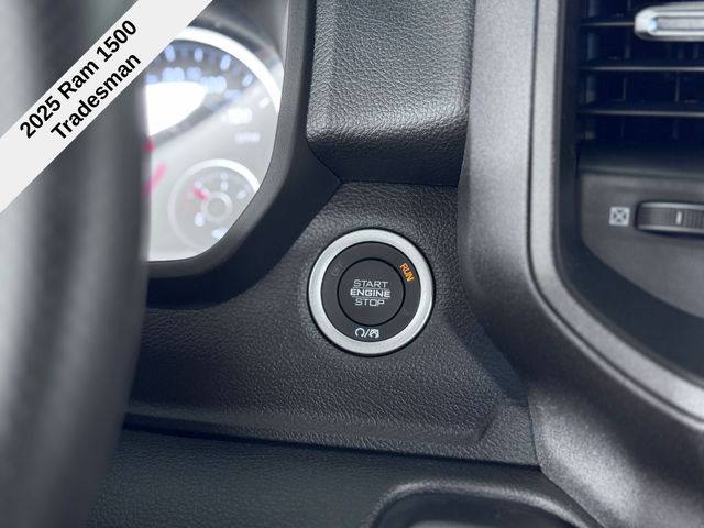 2025 Ram 1500 Tradesman photo 21