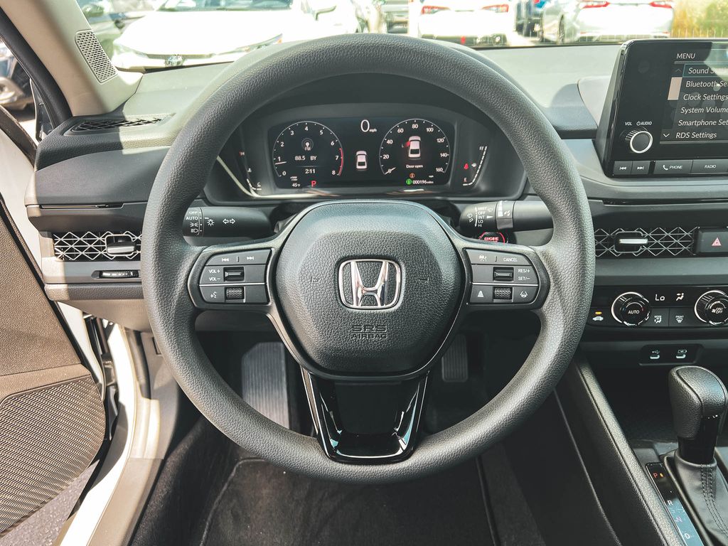 2025 Honda Accord SE photo 18