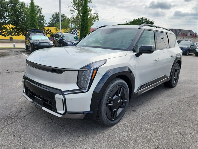 2026 Kia EV9 GT-Line photo 2