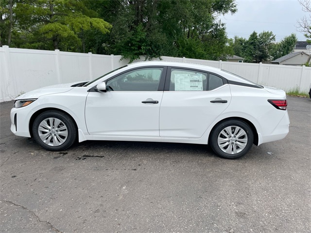 2025 Nissan Sentra S photo 10