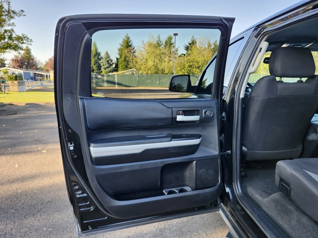 2019 Toyota Tundra SR5 photo 22