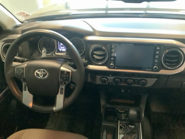 2022 Toyota Tacoma SR 4x4 photo 16