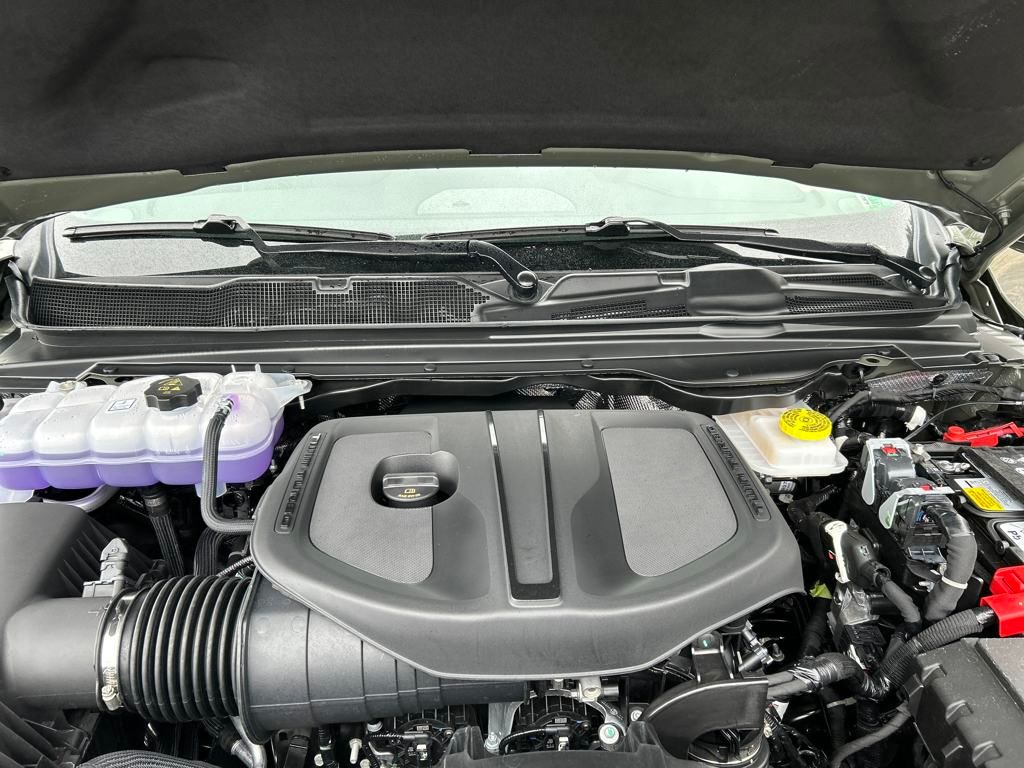 2026 Ram 1500 Laramie photo 7