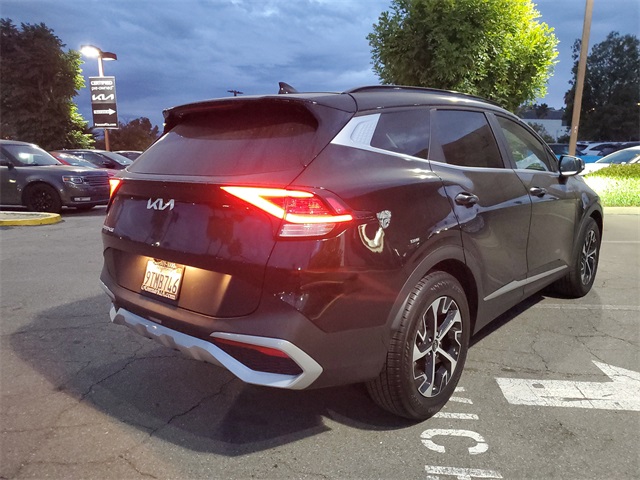 2025 Kia Sportage EX photo 3