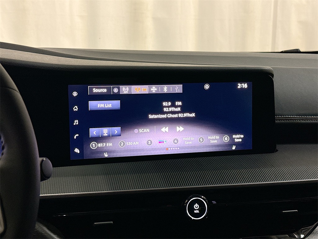 2025 Nissan Murano SV photo 25