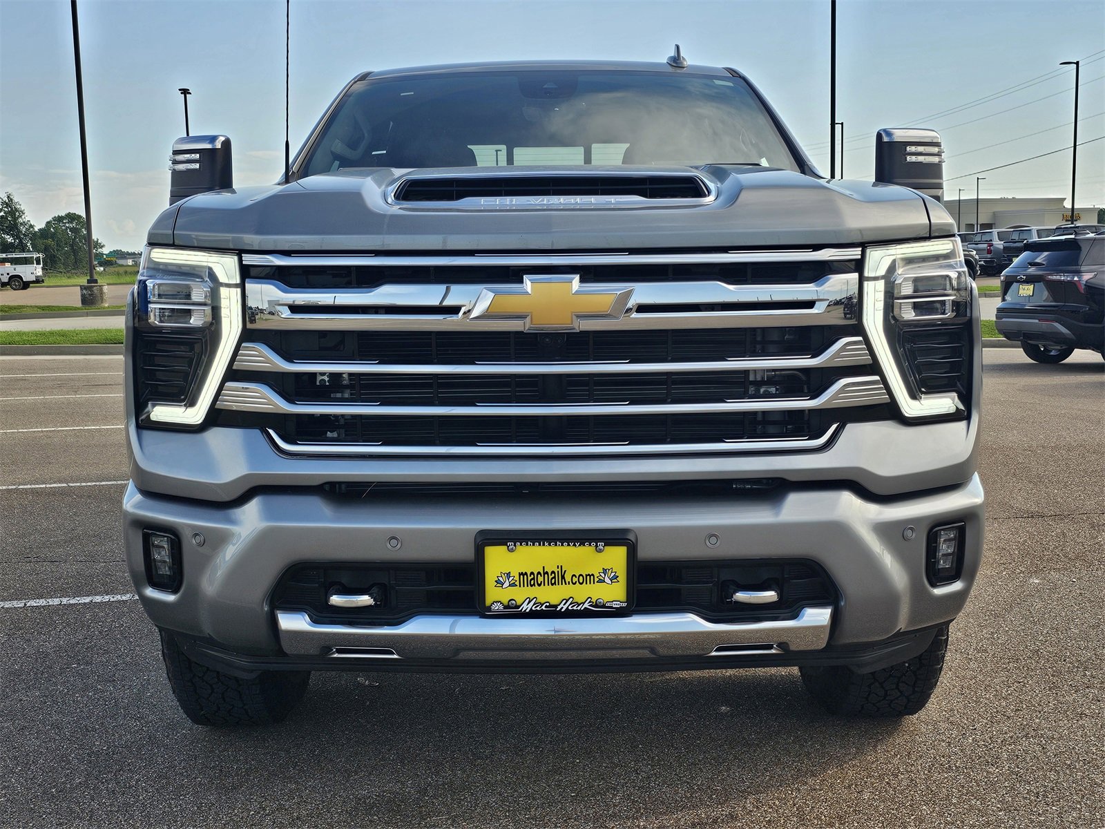 2025 Chevrolet Silverado 2500HD High Country photo 2