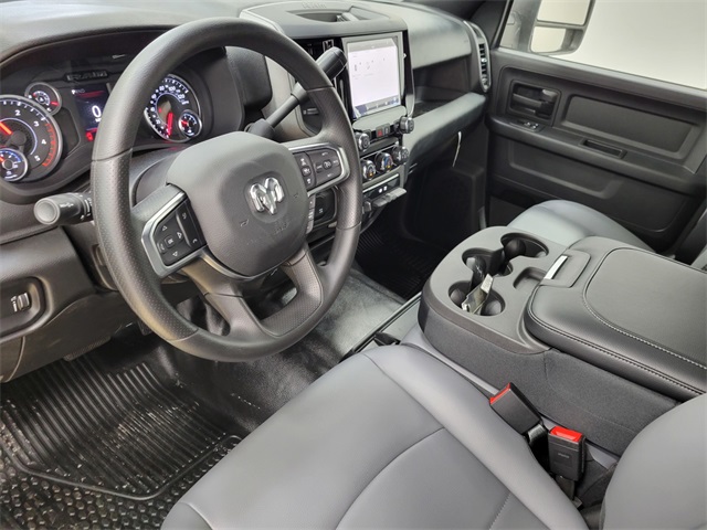 2025 Ram 2500 Tradesman photo 14