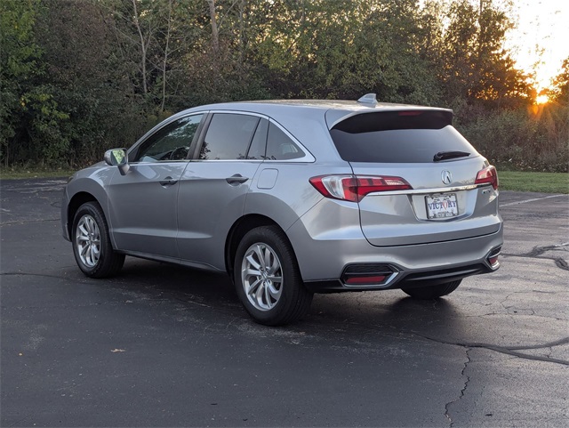 2018 Acura RDX Base Plus photo 8