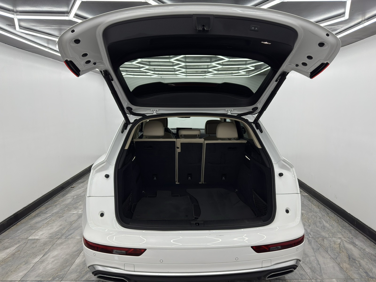 2023 Audi Q5 S line Premium Plus photo 6