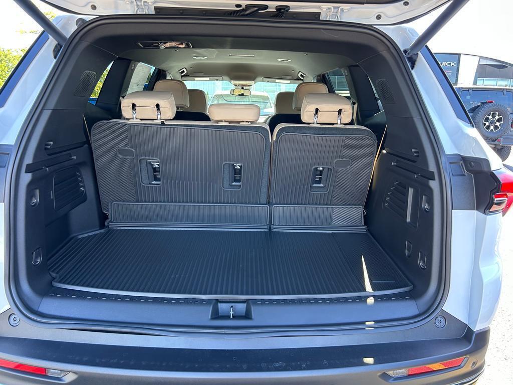2026 Buick Enclave Preferred photo 12