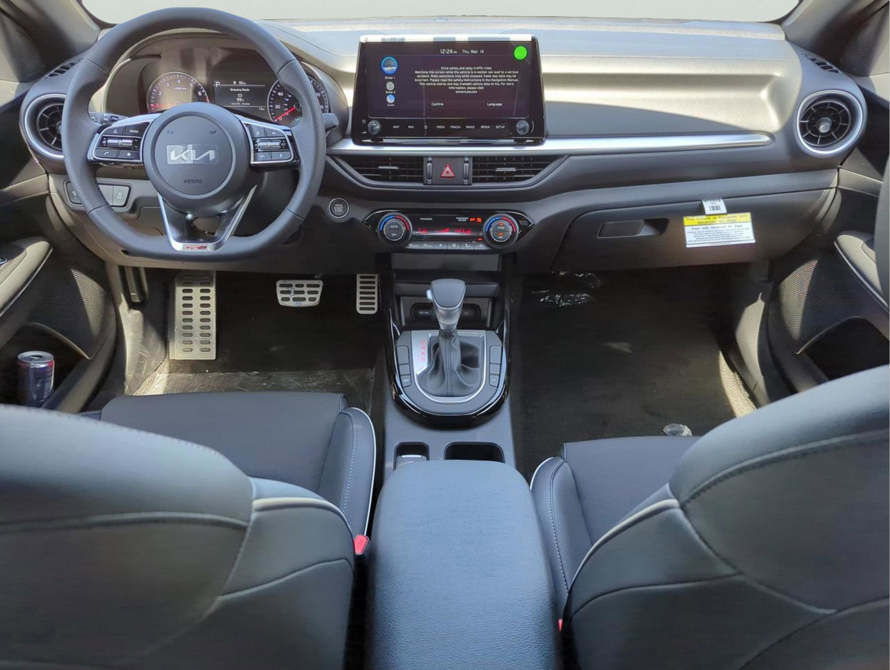 2024 Kia Forte GT-Line photo 9