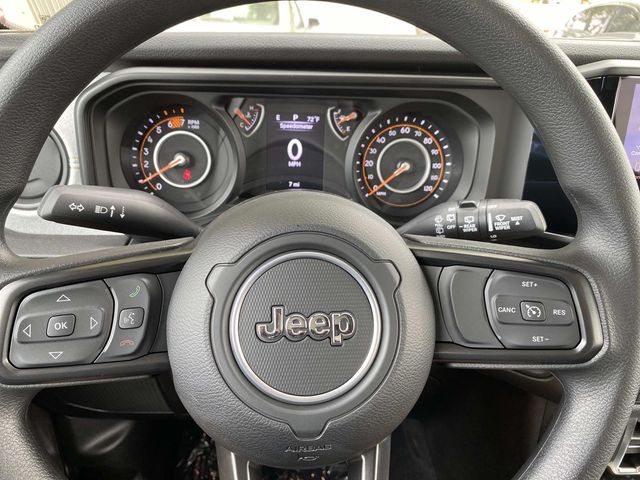 2025 Jeep Wrangler Sport photo 13