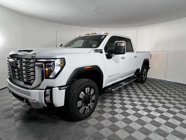 2026 GMC Sierra 2500HD Denali's photo