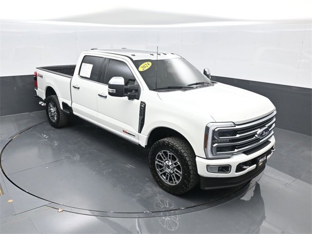 2024 Ford F-350 Super Duty Limited's photo