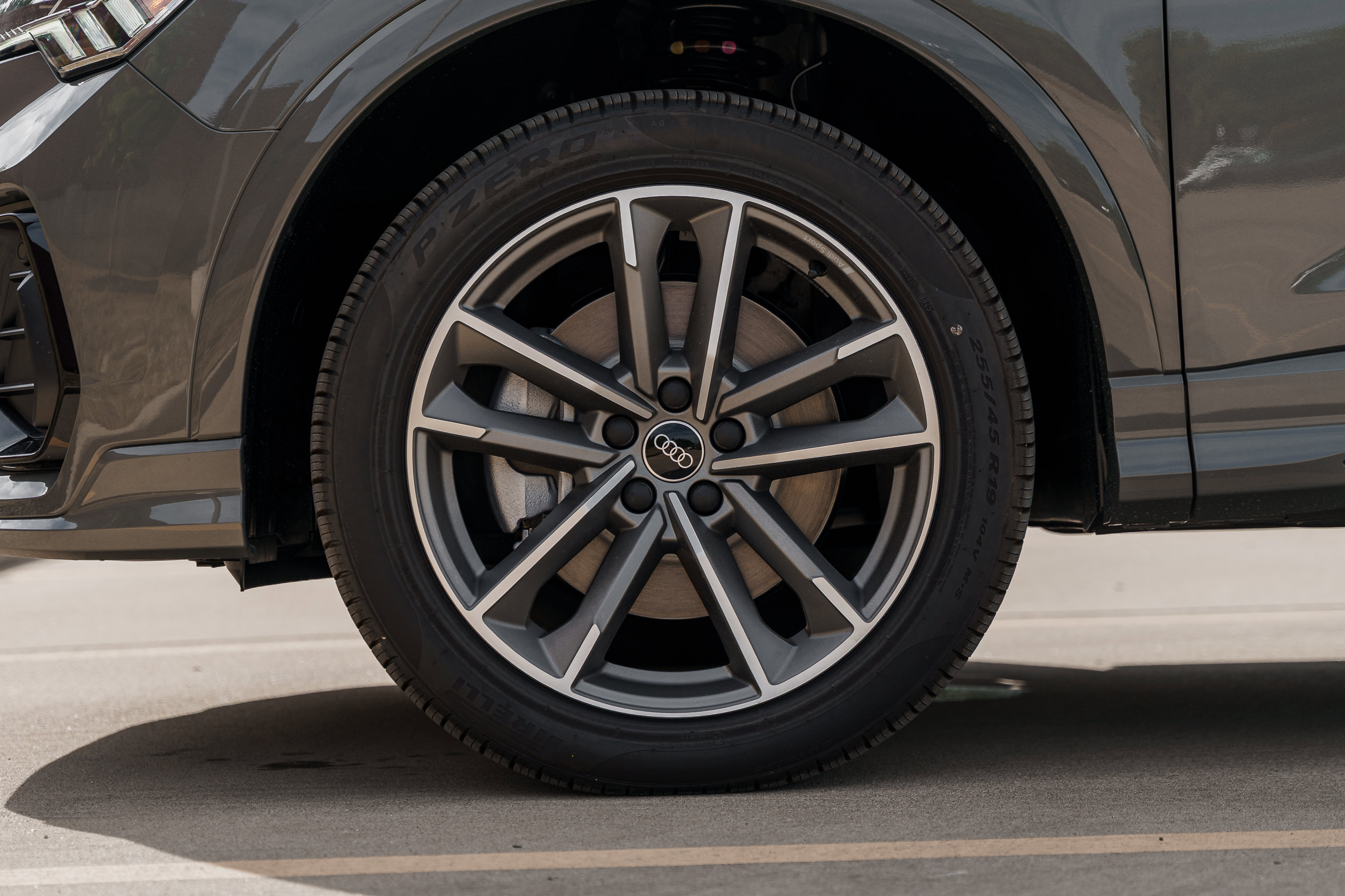 2025 Audi Q3 S line Premium photo 25